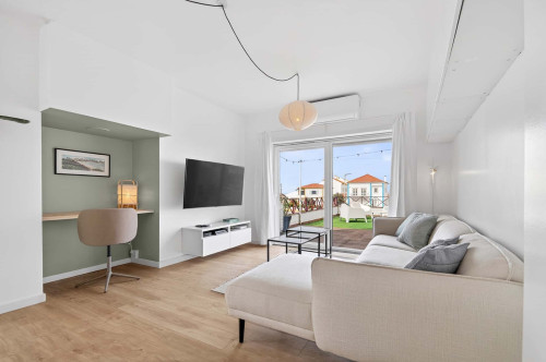 Cozy 2BDR Apartment in Avenida do Mar, Ferrel - Gallery - 20