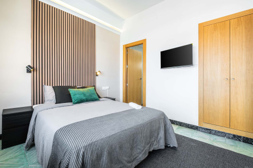 Room in Avenida de Aguilera, Alicante (Alacant) for 80 m² with 4 bedrooms
