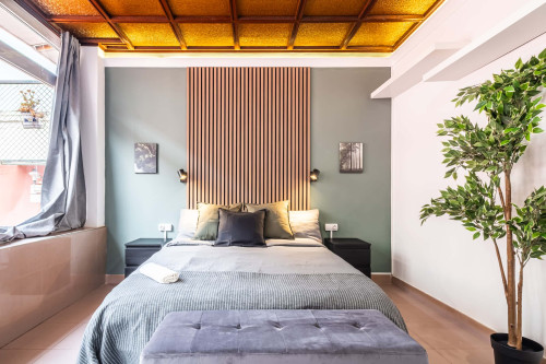 Room in Avenida de Aguilera, Alicante (Alacant) for 120 m² with 6 bedrooms