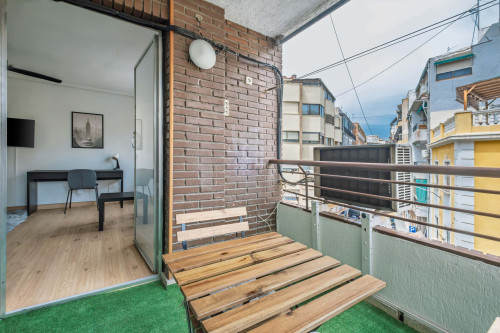 Room in Carrer Cardenal Belluga, Alacant for 100 m² with 5 bedrooms - Gallery - 9