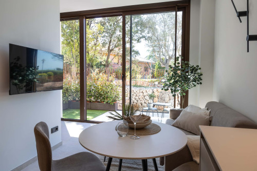 Room in Calle Tomillo, Alcorcón for 300 m² with 17 bedrooms - Gallery - 10