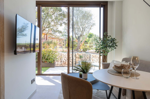 Room in Calle Tomillo, Alcorcón for 300 m² with 17 bedrooms - Gallery - 28