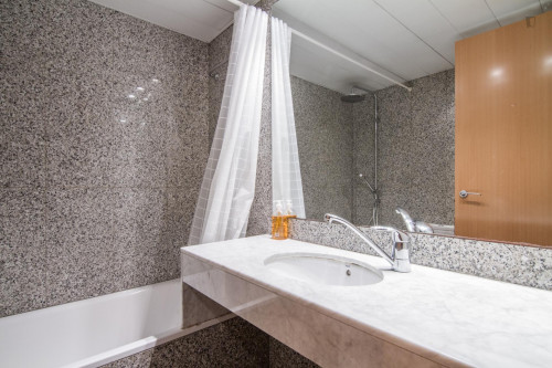 Charming 3-bedroom apartment in trendy Sarrià-Sant Gervasi - Gallery - 21