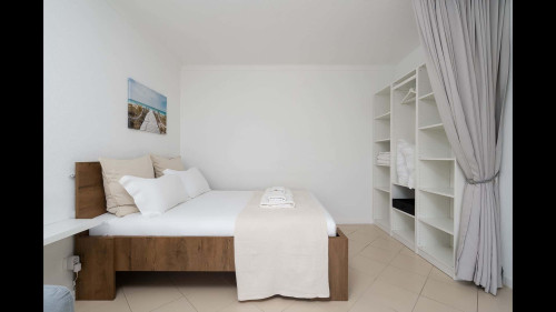 Sunny Studio W/ Balcony in Portimão - Gallery - 15