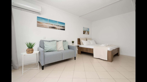 Sunny Studio W/ Balcony in Portimão - Gallery - 17