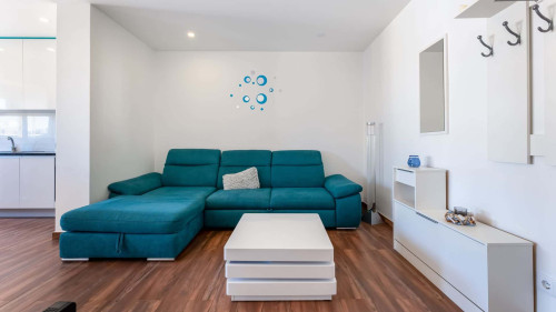 Serene Blue 1 BDR Flat With Balcony - Gallery - 21