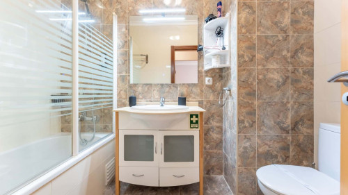 Bright 1 BDR Flat W/ Pool & Balcony - Gallery - 13