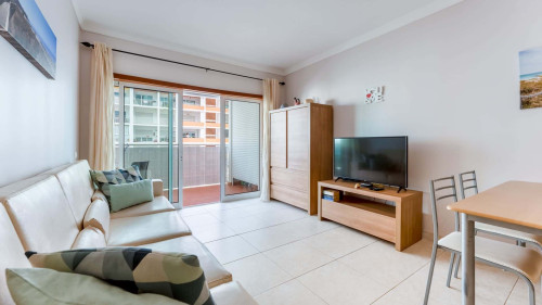 Bright 1 BDR Flat W/ Pool & Balcony - Gallery - 29