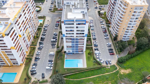 Bright 1 BDR Flat W/ Pool & Balcony - Gallery - 7