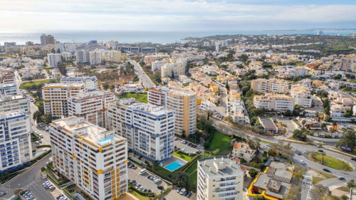 Bright 1 BDR Flat W/ Pool & Balcony - Gallery - 5