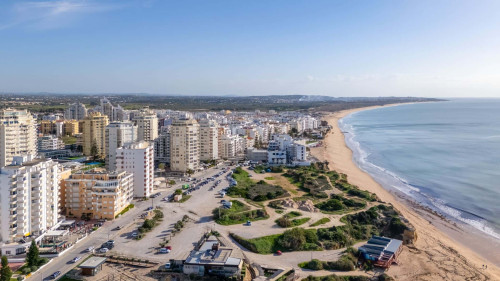 Bright 1BDR Apartment with Sea View  - Gallery -  5