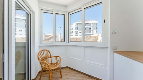 Bright 2BDR Flat in Armação de Pêra