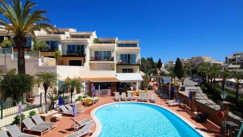 2BDR Townhouse Duplex with Pool