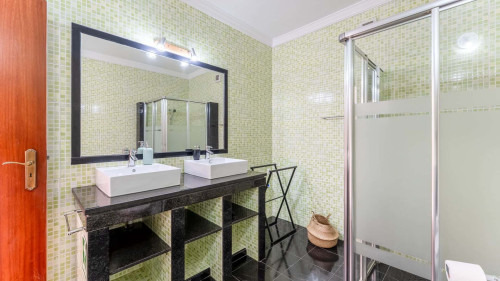 Altura House - Hideaway w/ Patio - Gallery - 13