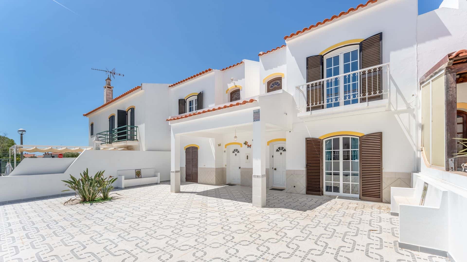  Altura House - Hideaway W/ Patio  -  Altura House - Hideaway w/ Patio  - Gallery -  2