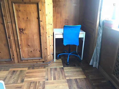 Cosy double Bedroom in a 6-bedroom flat near NABA - Gallery - 25