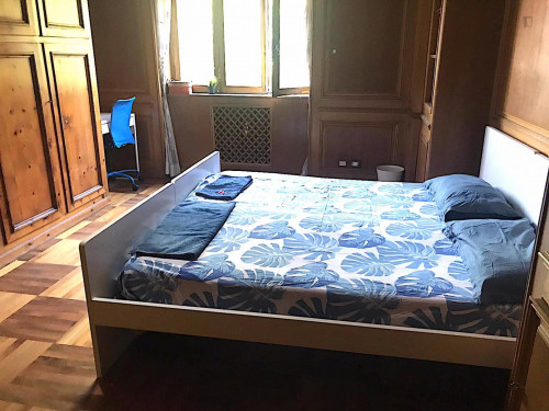 Cosy double Bedroom in a 6-bedroom flat near NABA - Gallery - 23
