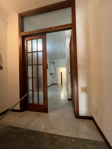 Room in Via Fiume, Sondrio for 90 m² with 2 bedrooms  - Gallery -  5