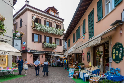 Little Mermaid of Stresa Pet Friendly