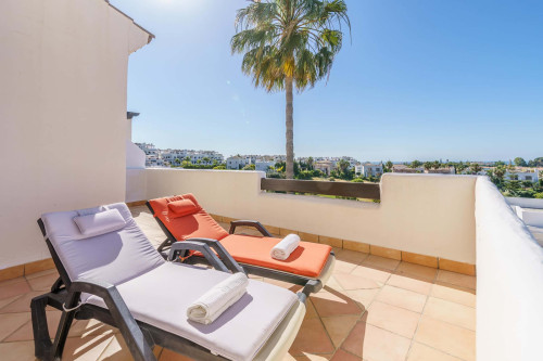 Sunset Seaview Corner With Pool - Gallery - 8