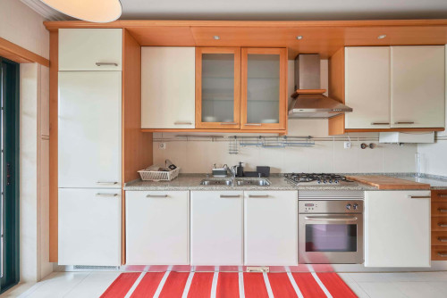 Apartment in Avenida Espanha, Carcavelos for 100 m² with 2 bedrooms - Gallery - 13