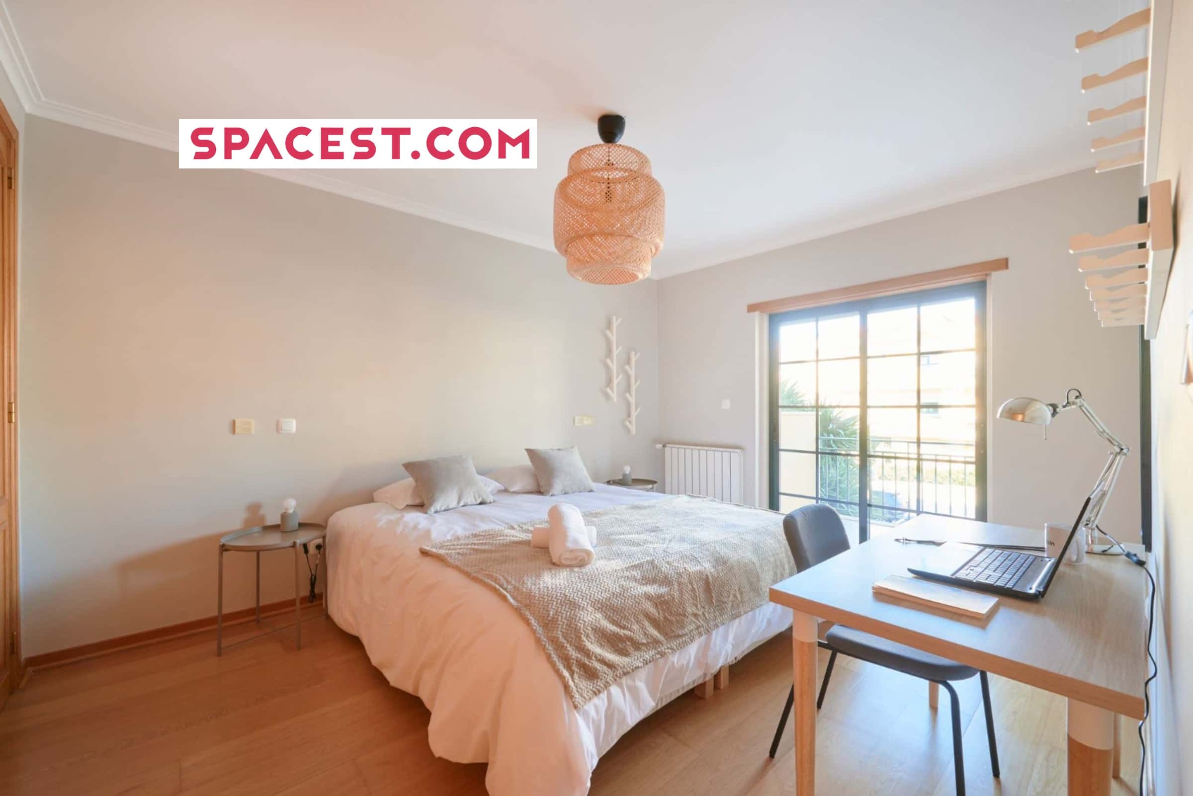 Apartment In Avenida Espanha, Carcavelos For 100 M² With 2 Bedrooms - 1