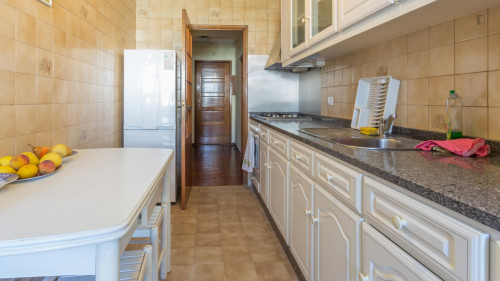 Single ensuite bedroom located near Porto's Universidade Lusíada - Gallery - 20