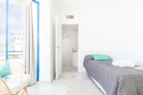 Marbella House PH85 With Pool - Gallery - 31