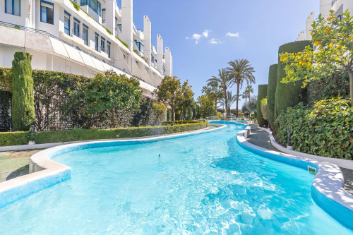 Marbella Pool House PH77 on Sea Shore - Gallery - 35