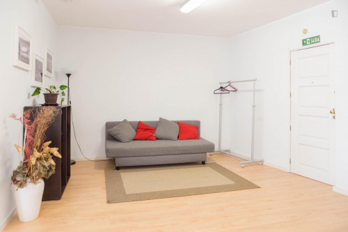Perfect and comfy studio not far from Jardins do Palácio de Cristal - Gallery - 5