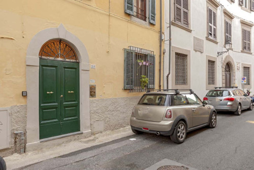 Il Nido Romantico, L'Arno a due passi