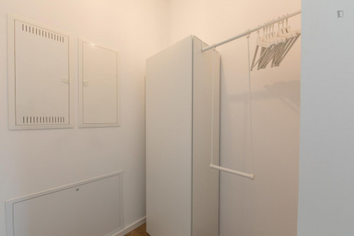 Double bedroom in 3-bedroom apartment