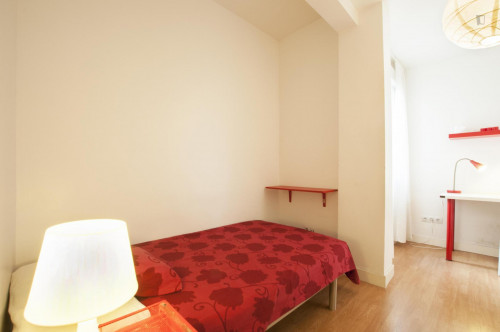 Single bedroom near the markets of El Rastro and Puerta del Toledo