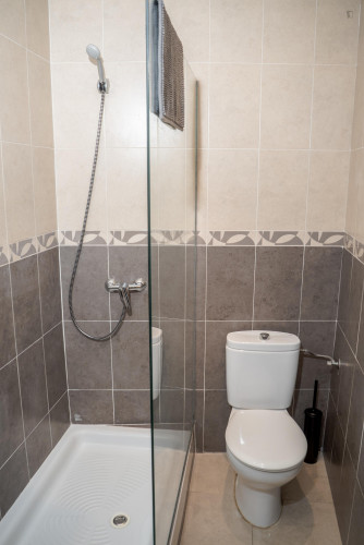 RH7-R3 Perfect double bedroom in the centre of Barcelona.