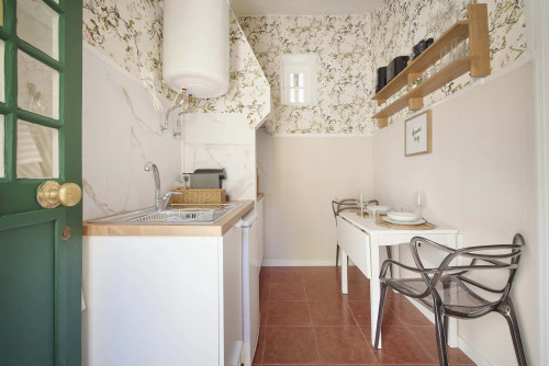 Cozy Studio in Carcavelos