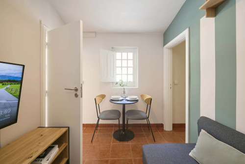 Cozy 1-bedroom house in Carcavelos