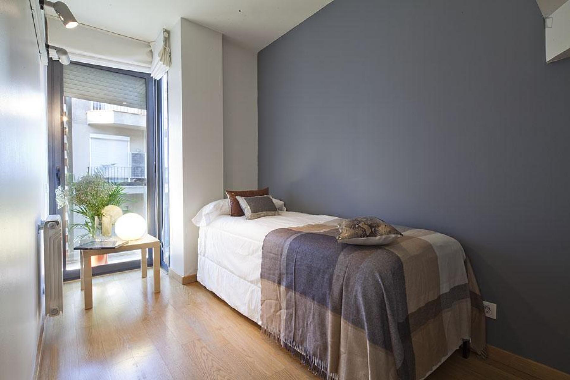 Stylish 3-bedroom apartment in Sarrià-Sant Gervasi