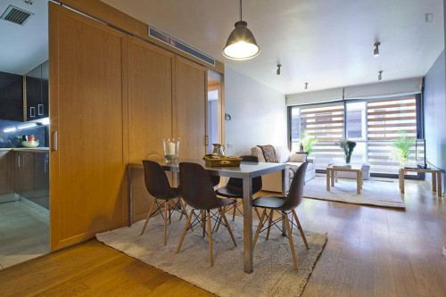 Stylish 2-bedroom apartment in Sarrià-Sant Gervasi