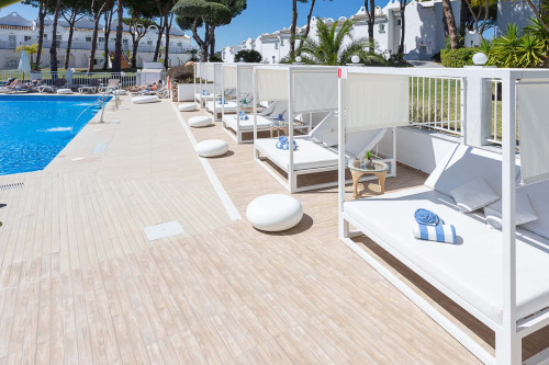 Marbella Resort 2 Pool Whirlpool Sauna - Gallery - 23
