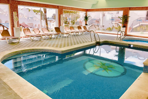 Marbella Resort 2 Pool Whirlpool Sauna - Gallery - 54