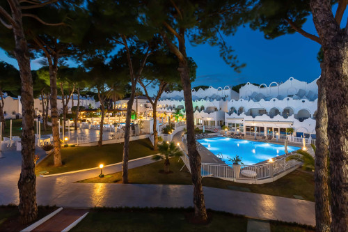 Marbella Resort 2 Pool Whirlpool Sauna - Gallery - 65