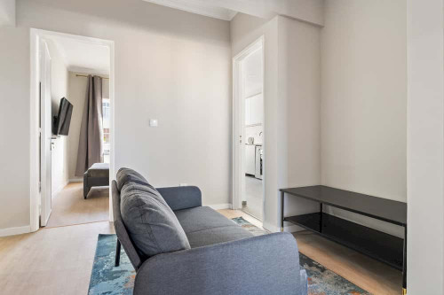Room 1 - Rua António Aleixo 39 3D - Gallery - 8