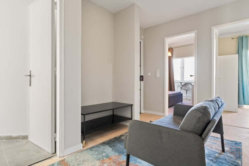 Room 1 - Rua António Aleixo 39 3D - Gallery - 13