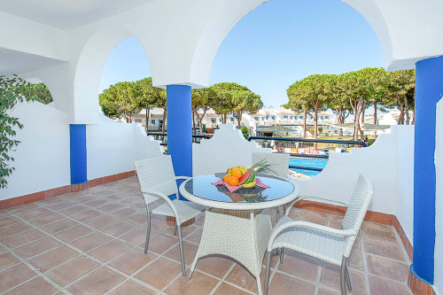 Marbella Resort 4 Pool Whirlpool Sauna - Gallery - 17