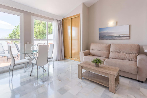 Marbella Resort 7 Pool Whirlpool Sauna - Gallery - 22