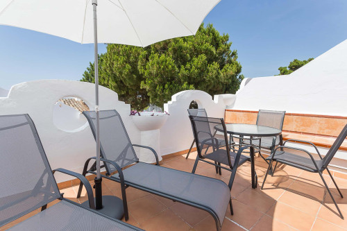 Marbella Resort 7 Pool Whirlpool Sauna - Gallery - 23
