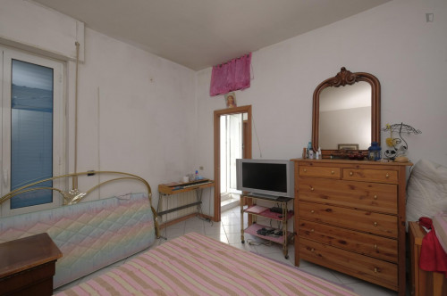 Nice 1-bedroom apartment near Palmiro Togliatti train station