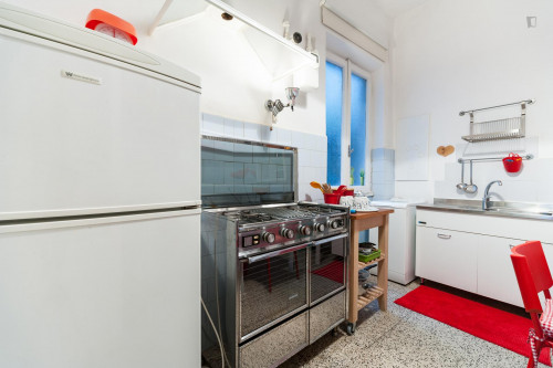 Modern and pleasant 2-bedroom apartment in Ostiense neighbourhood