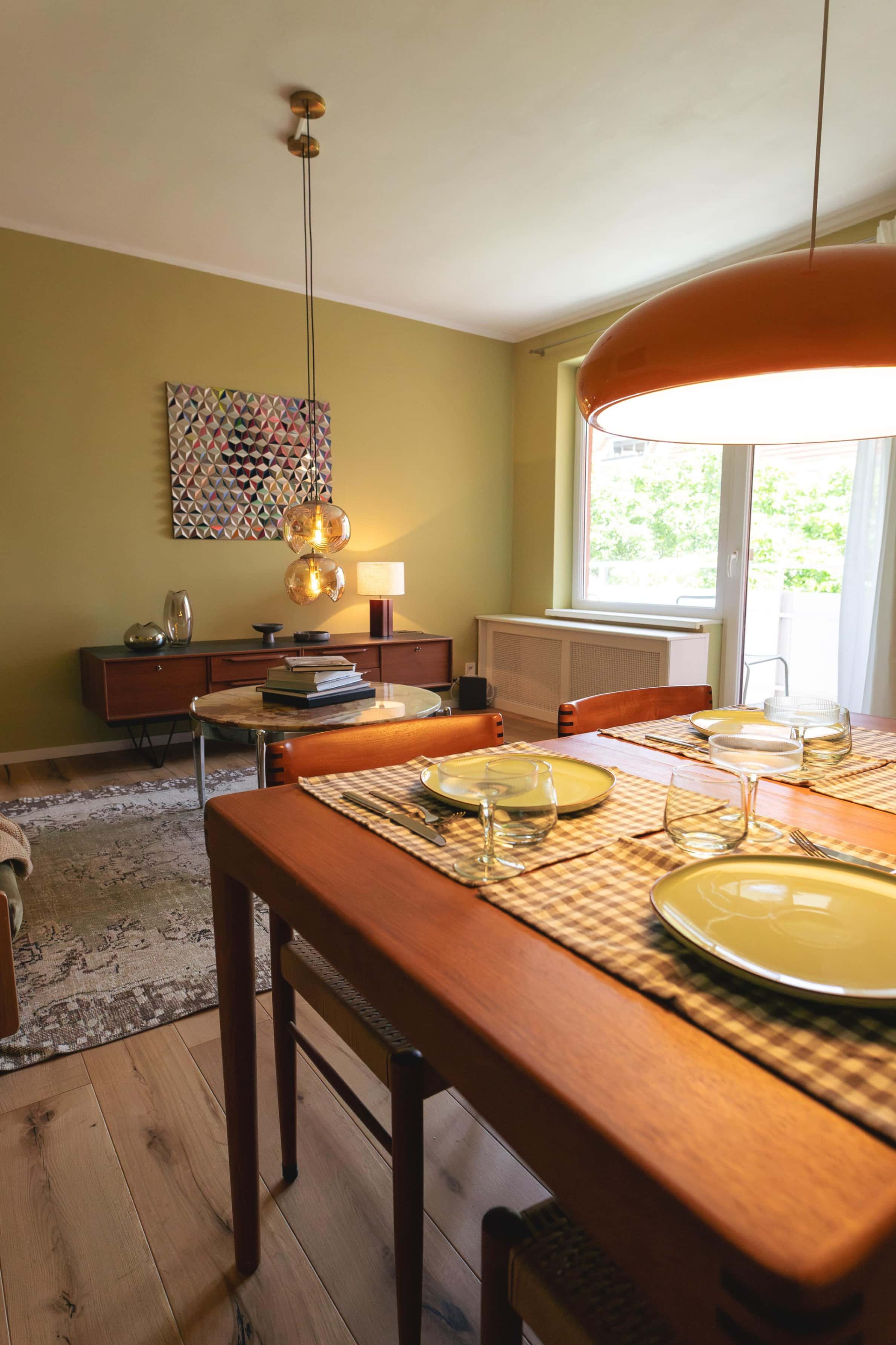  Luxuriöses Apartment Mit Exklusivem Design (kürzlich Frisch Saniert) In Top-Lage Am Bayerischen Plat  -  Luxuriöses Apartment mit exklusivem Design (kürzlich frisch saniert) in Top-Lage am Bayerischen Platz  - Gallery -  1