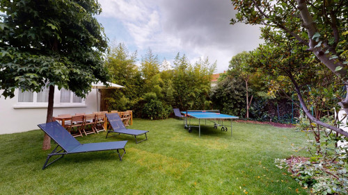 Pleasant double ensuite bedroom near Parc Du Moulin Puteaux